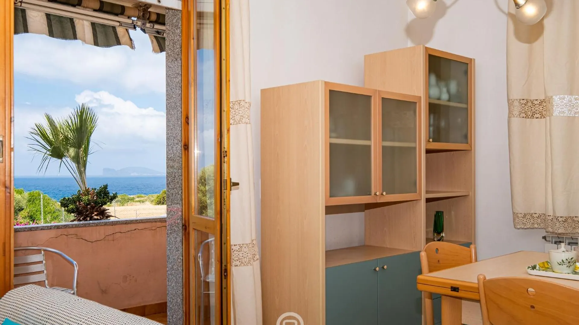 Beachside Mermaid Apt Alghero 0*,