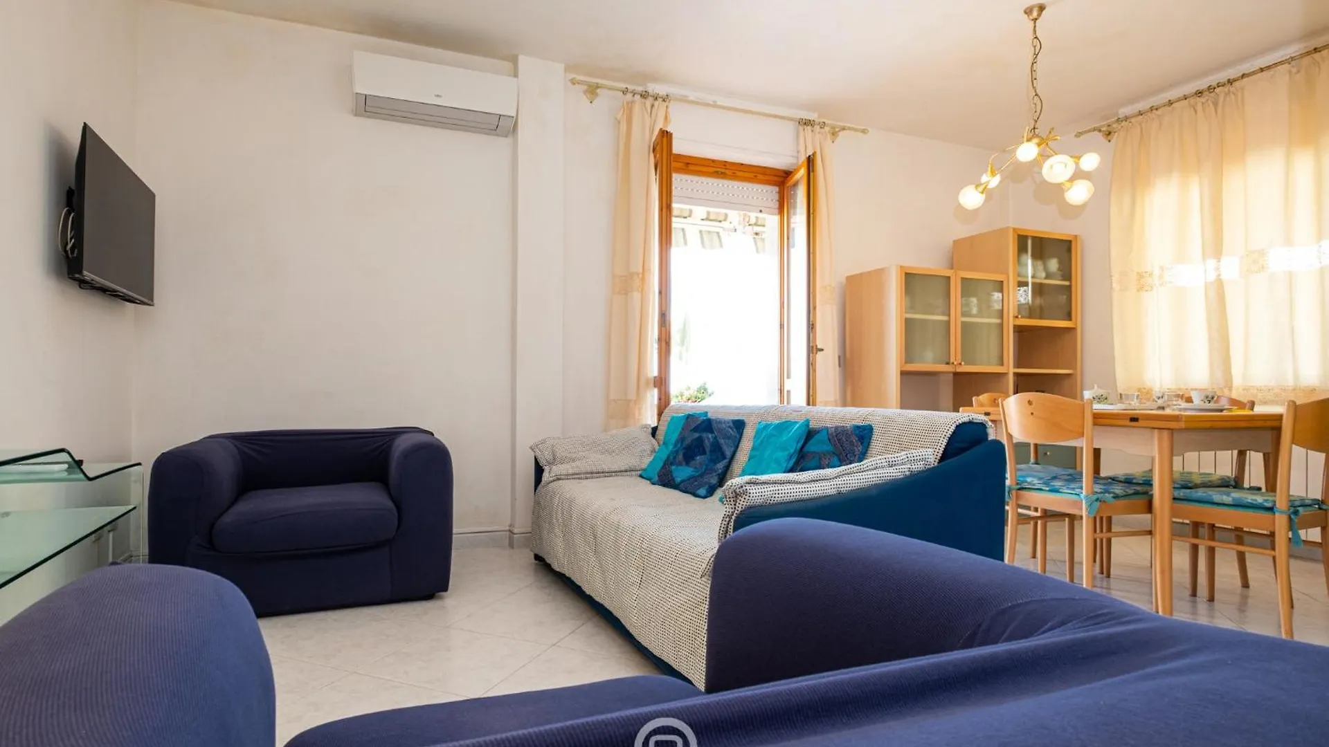 Beachside Mermaid Apt Alghero Daire